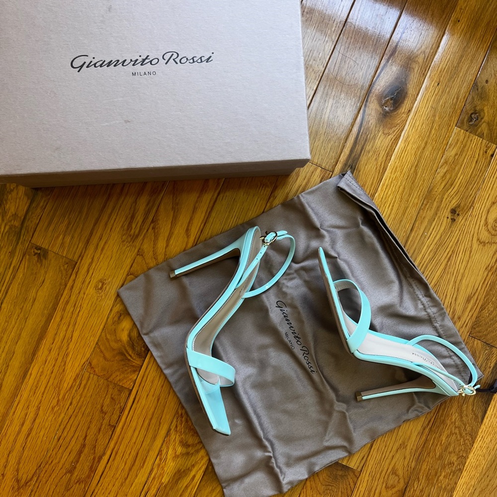 Gianvito Rossi Heels - Picture 6 of 7